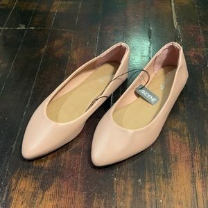 NWT Ardene Comfort Foam Flats Size: 8